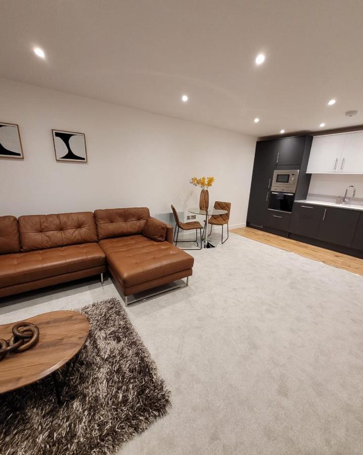 Luxury 1 Bed Apartment In The Centre Of Rochester Wainscot Kültér fotó