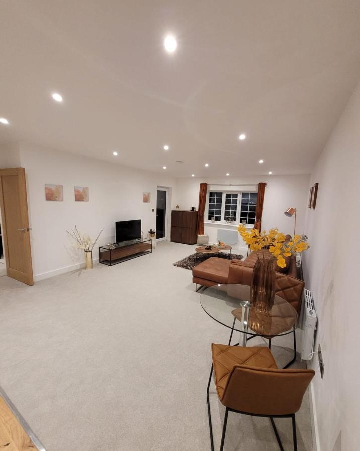 Luxury 1 Bed Apartment In The Centre Of Rochester Wainscot Kültér fotó